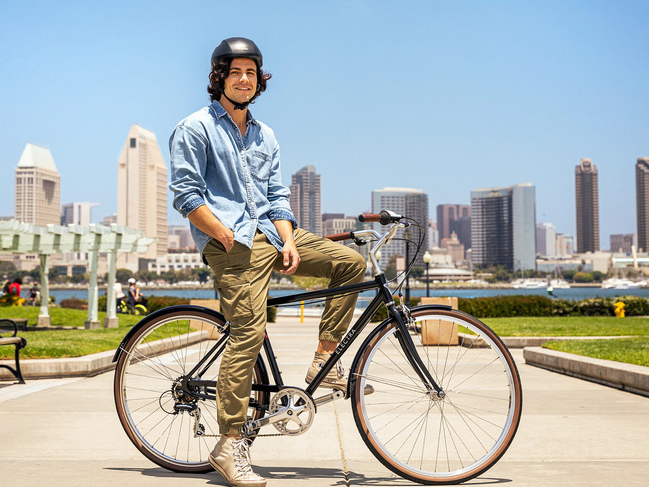Велосипед Electra Townie 7D Step Over Grey